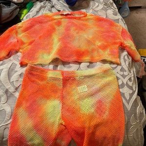 2 Pc crop top swimsuit coverup